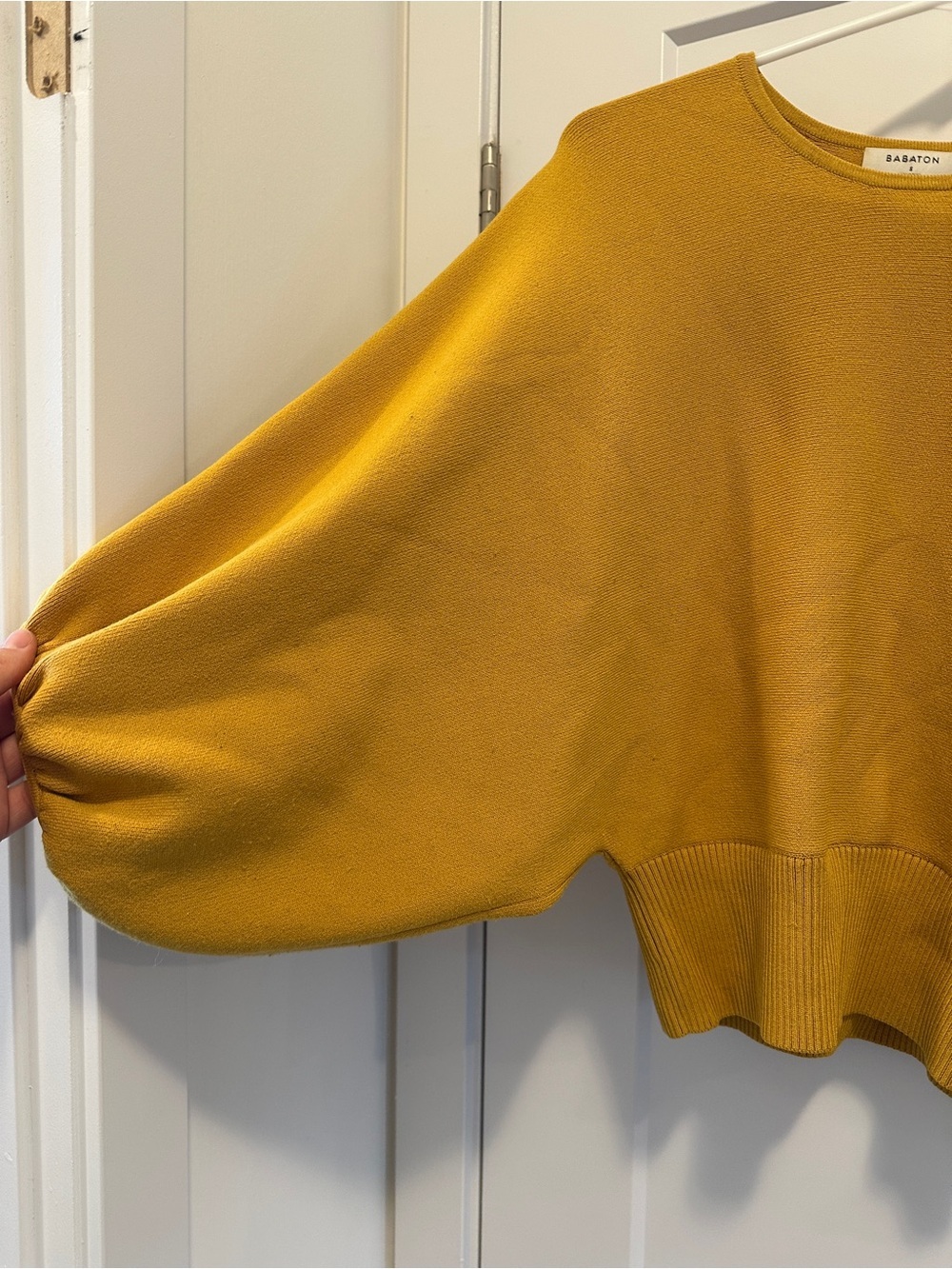 Aritzia Babaton Mustard Yellow Balloon Sleeve Sweater Size Small Women’s - Picture 2 of 8